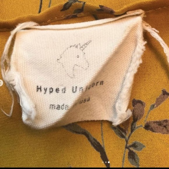 Yellow Kimono Overthrow - Picture 3 of 3